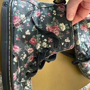 Dr Martens Flowers